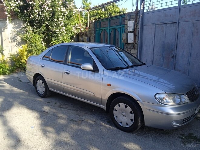 Nissan Sunny-8