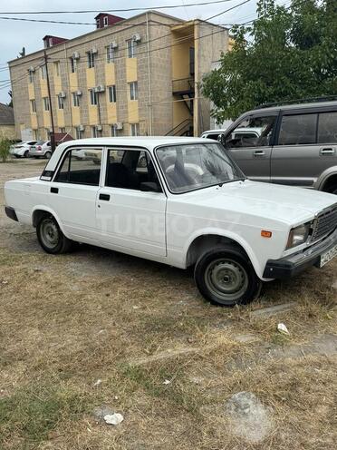 LADA (VAZ) 2107 2007, 78,000 km - 1.6 л - Astara