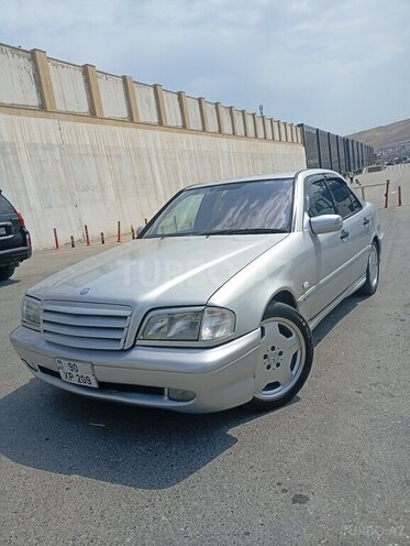 Mercedes C 240-6