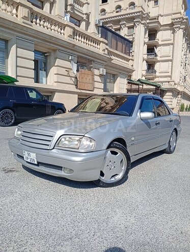 Mercedes C 240-3