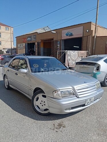 Mercedes C 240-2
