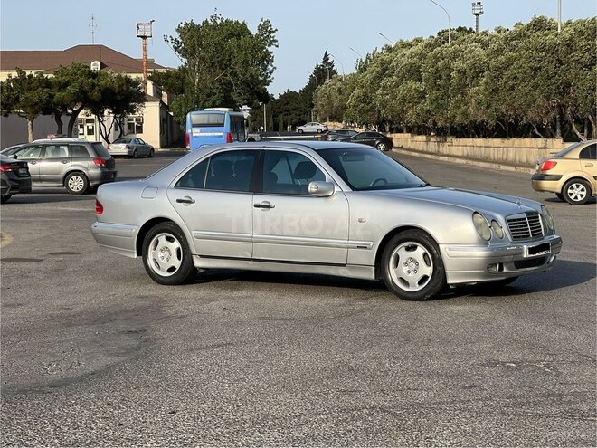 Mercedes E 220 d 1999, 514,000 km - 2.2 л - Bakı