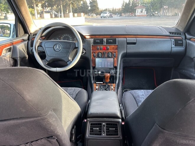 Mercedes E 220 d 1999, 514,000 km - 2.2 л - Bakı