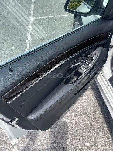 BMW 528 2012, 233,000 km - 2.0 l - Bakı