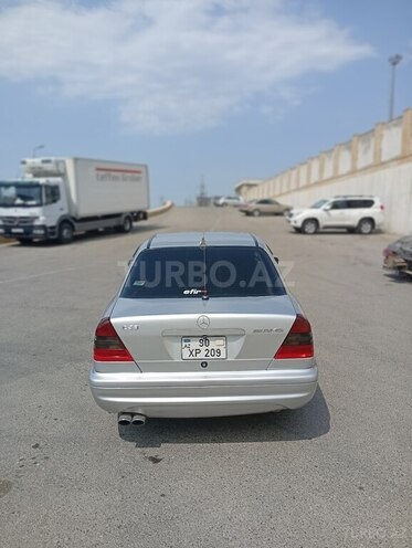 Mercedes C 240-9