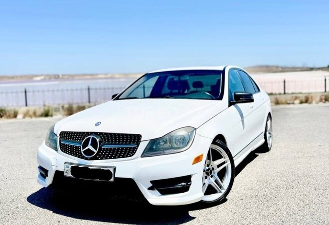 Mercedes C 250 2013, 270,043 km - 1.8 л - Bakı