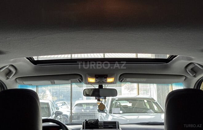 Toyota Land Cruiser Prado-17