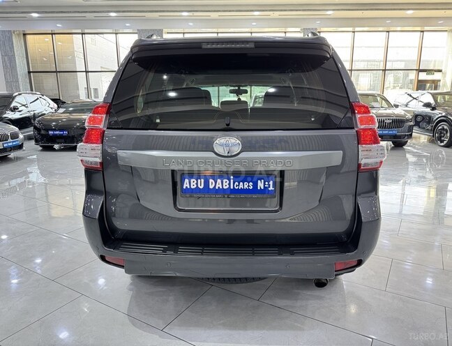 Toyota Land Cruiser Prado-7