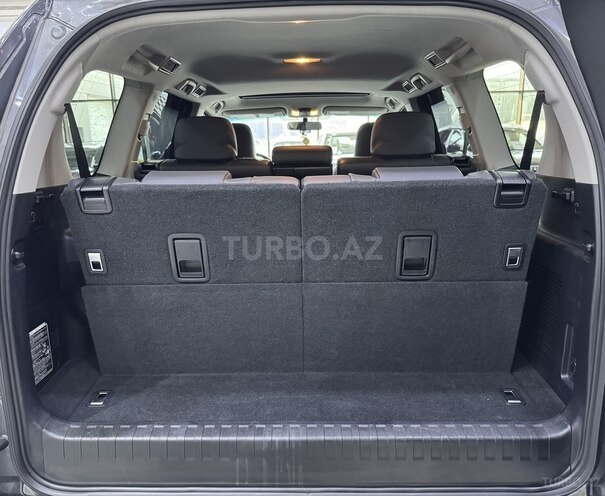 Toyota Land Cruiser Prado-15