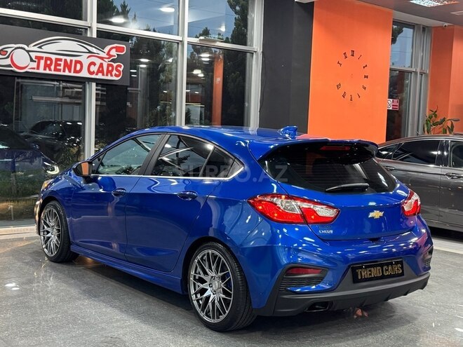 Chevrolet Cruze-10