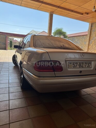 Mercedes E 200 1998, 543,000 km - 2.0 l - Şəmkir