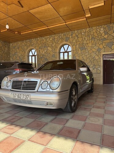 Mercedes E 200 1998, 543,000 km - 2.0 l - Şəmkir