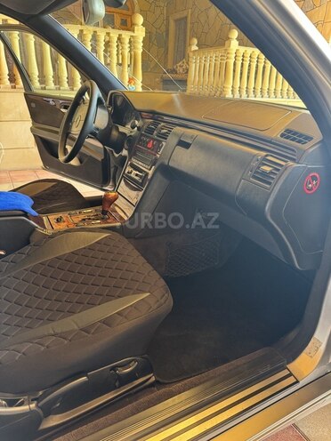 Mercedes E 200 1998, 543,000 km - 2.0 l - Şəmkir