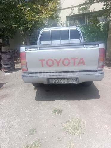 Toyota Hilux 2005, 220,000 km - 2.5 l - Bakı