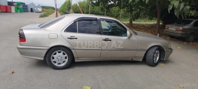 Mercedes C 180 1994, 285,417 km - 1.8 l - Qusar