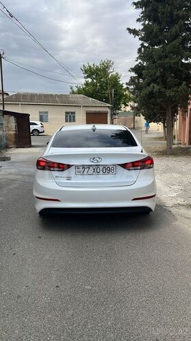 Hyundai Elantra 2017, 238,379 km - 2.0 л - Bakı