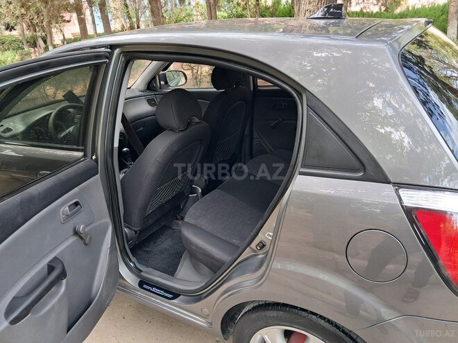 Kia Rio 2010, 318,000 km - 1.4 l - Xırdalan