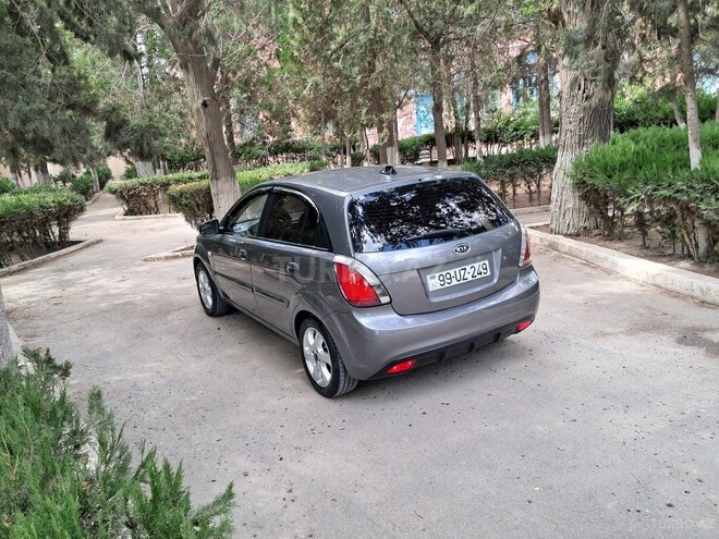Kia Rio 2010, 318,000 km - 1.4 l - Xırdalan