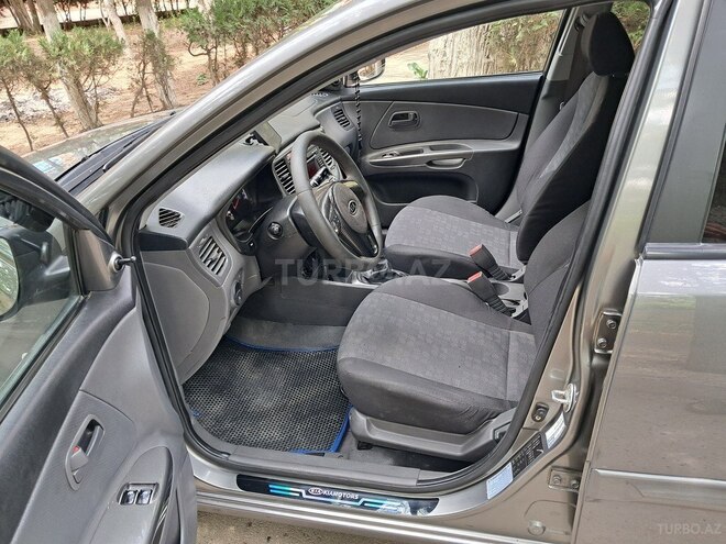 Kia Rio 2010, 318,000 km - 1.4 l - Xırdalan