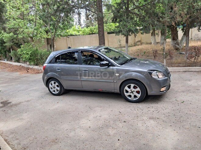 Kia Rio 2010, 318,000 km - 1.4 l - Xırdalan