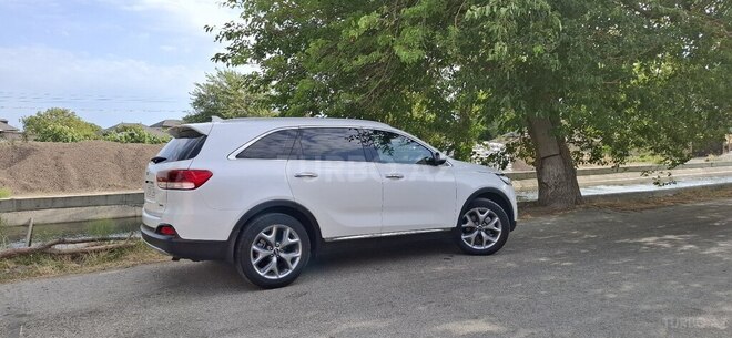 Kia Sorento-4