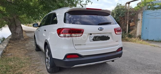 Kia Sorento-5