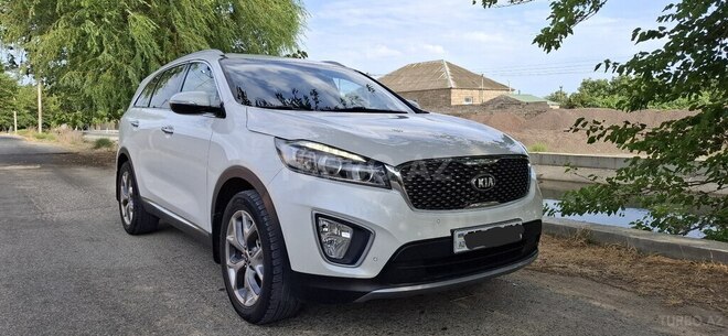 Kia Sorento-11
