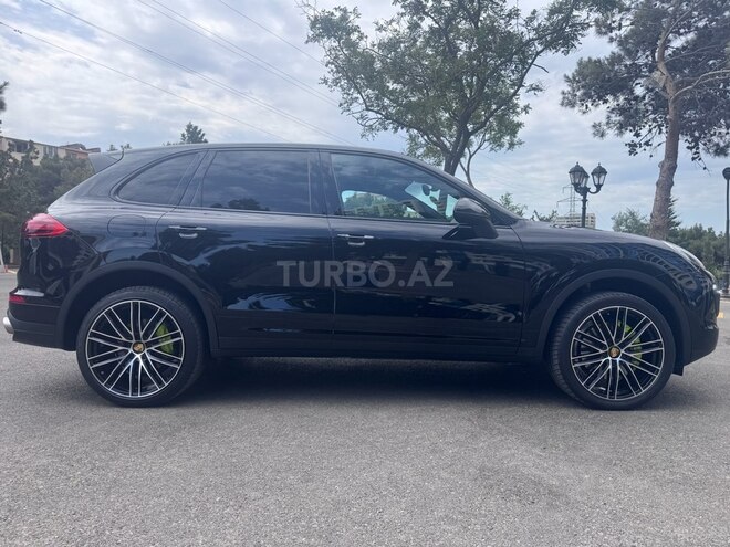 Porsche  2016, 93,250 km - 3.0 l - Bakı