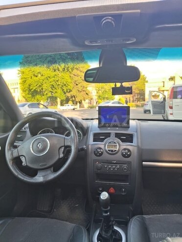 Renault Megane-9