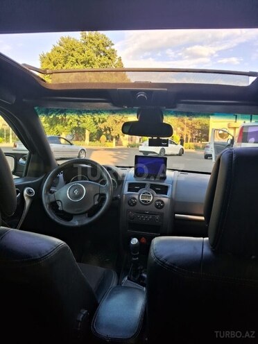 Renault Megane-8