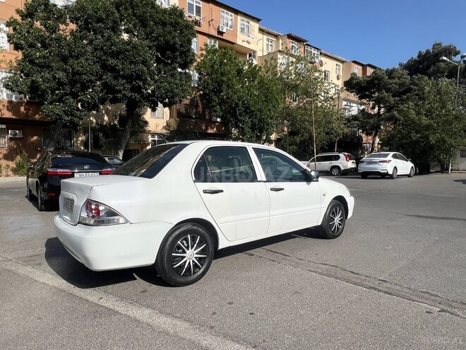 Mitsubishi Lancer 2006, 450,000 km - 1.3 l - Bakı