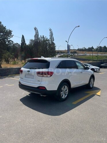 Kia Sorento-8