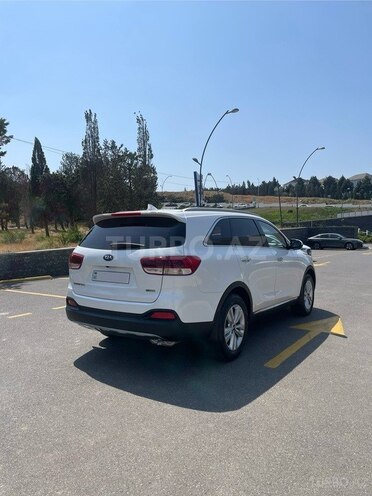Kia Sorento-3