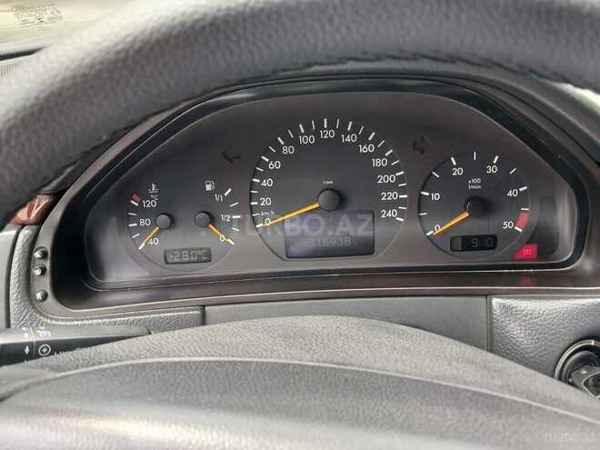 Mercedes E 220 d 1999, 317,000 km - 2.2 l - Sumqayıt