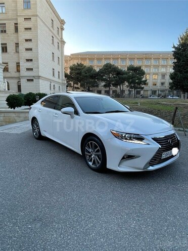 Lexus ES 300h 2016, 70,000 km - 2.5 l - Bakı