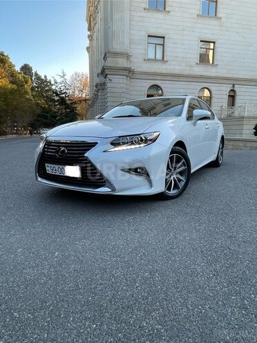 Lexus ES 300h 2016, 70,000 km - 2.5 l - Bakı