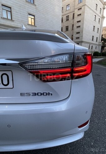 Lexus ES 300h 2016, 70,000 km - 2.5 l - Bakı