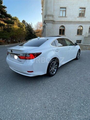 Lexus ES 300h 2016, 70,000 km - 2.5 l - Bakı