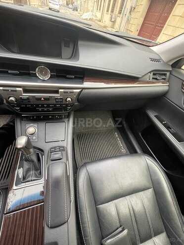 Lexus ES 300h 2016, 70,000 km - 2.5 l - Bakı