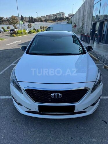 Hyundai Sonata-1