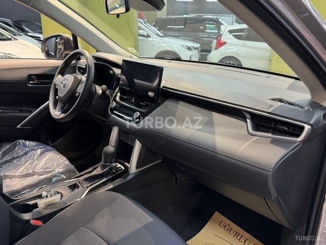 Toyota Corolla Cross 2025, 0 km - 2.0 л - Bakı