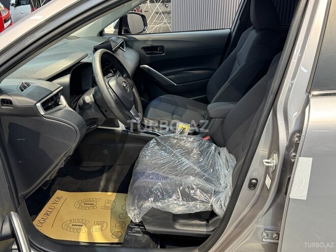 Toyota Corolla Cross 2025, 0 km - 2.0 л - Bakı
