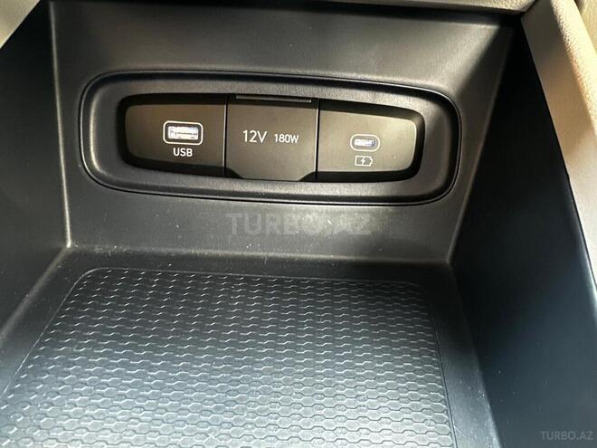 Hyundai Venue 2024, 11,700 km - 1.6 l - Bakı