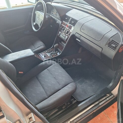 Mercedes C 180 1997, 205,000 km - 1.8 l - Göyçay
