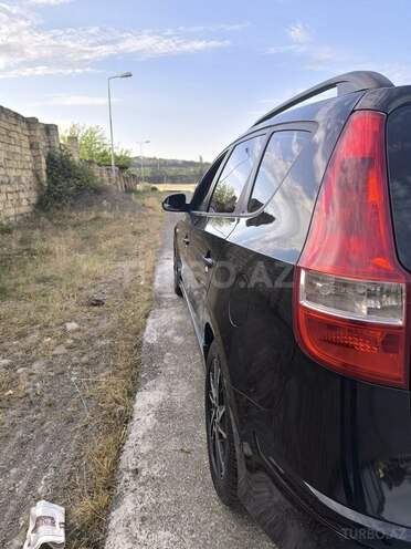 Hyundai i30 2010, 290,000 km - 1.6 l - Quba