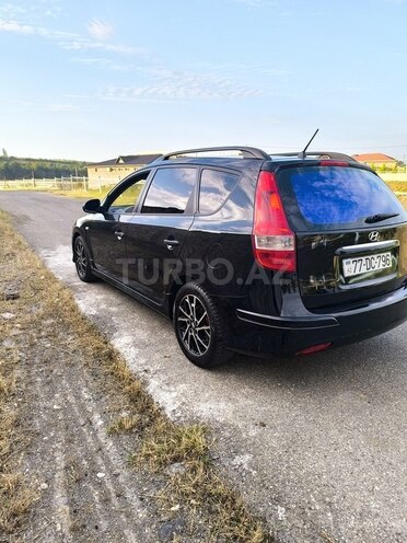 Hyundai i30 2010, 290,000 km - 1.6 l - Quba