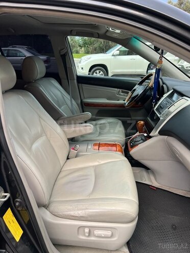 Lexus RX 330-17