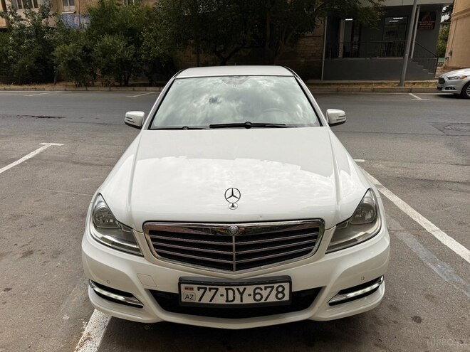 Mercedes C 180 2012, 101,330 km - 1.6 л - Bakı