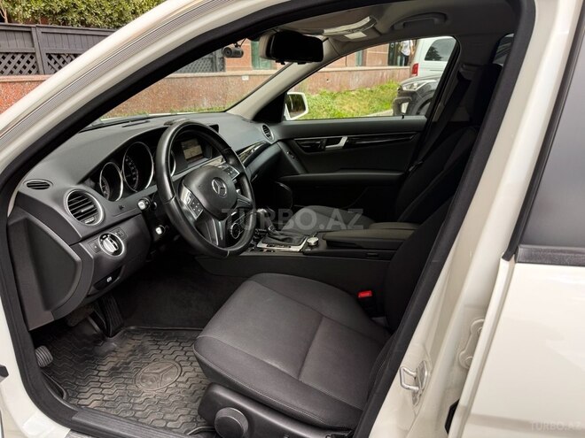 Mercedes C 180 2012, 101,330 km - 1.6 л - Bakı