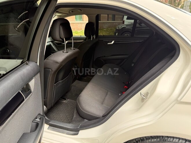 Mercedes C 180 2012, 101,330 km - 1.6 л - Bakı